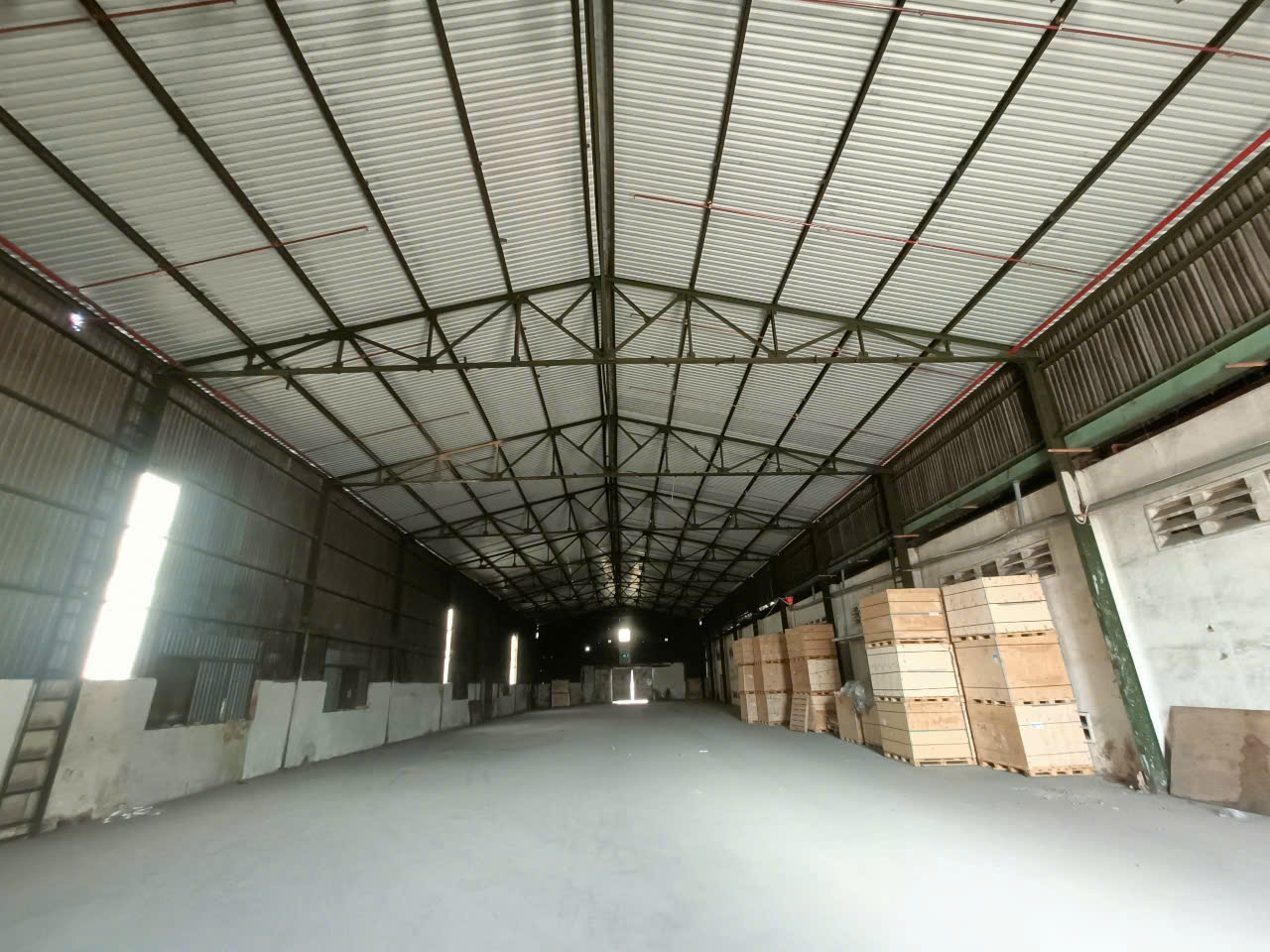 CHO THUÊ KHO KHU VỰC LINH   XUÂN TP THỦ ĐỨC- HCM