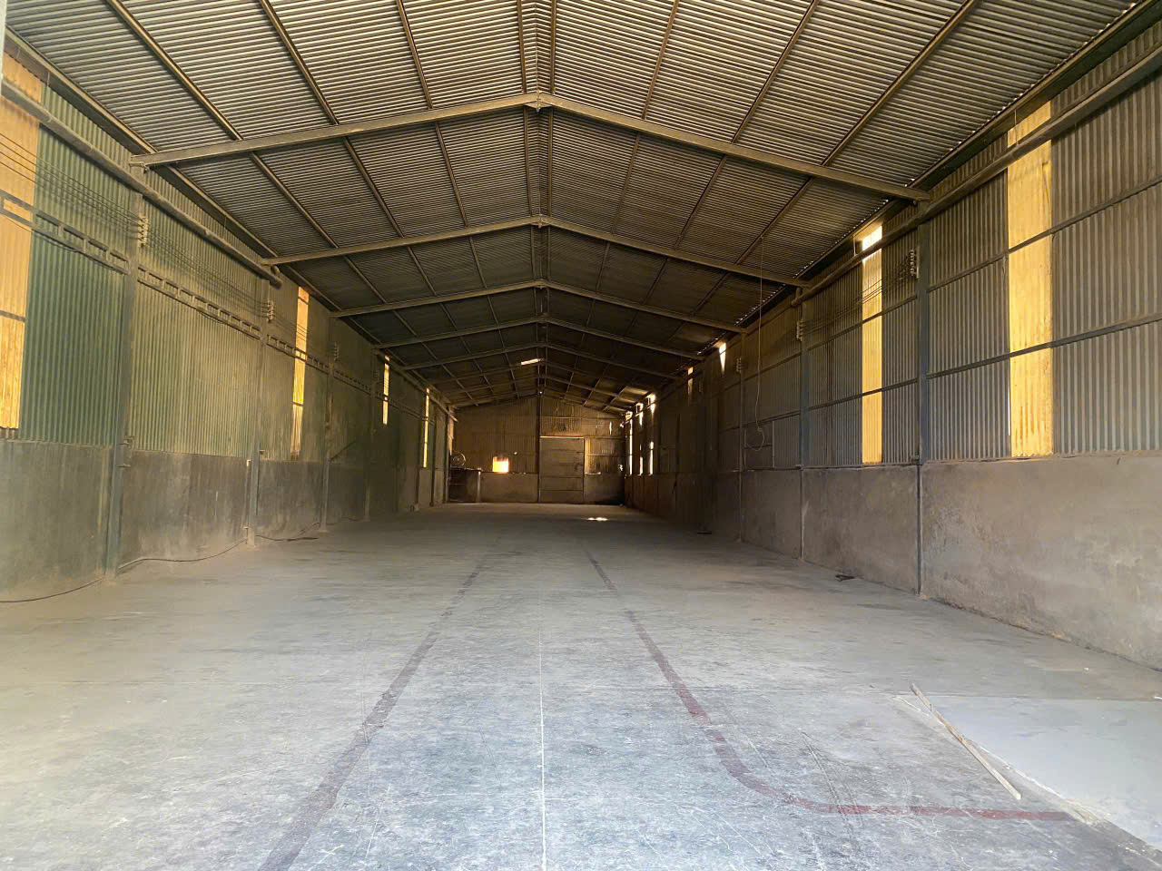 CẦN BÁN XƯỞNG GẦN VÒNG XOAY AN PHÚ-THUẬN AN- BD